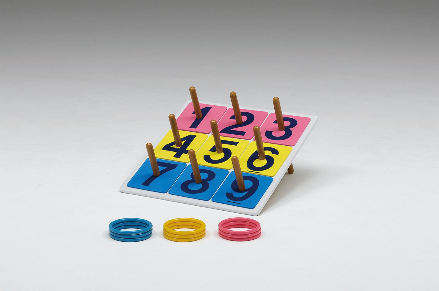抽選輪投ゲゲーム B3424